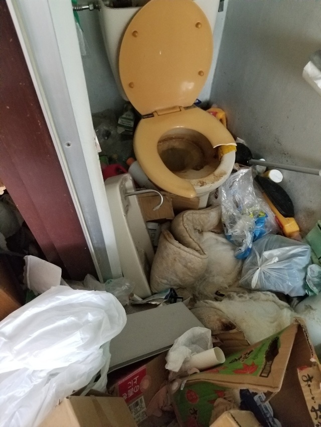所沢市でトイレ清掃・ゴミ処分はゴミ屋敷清掃センターにお任せ下さい。所沢市　埼玉県所沢市ゴミ屋敷片付けはお任せ下さい